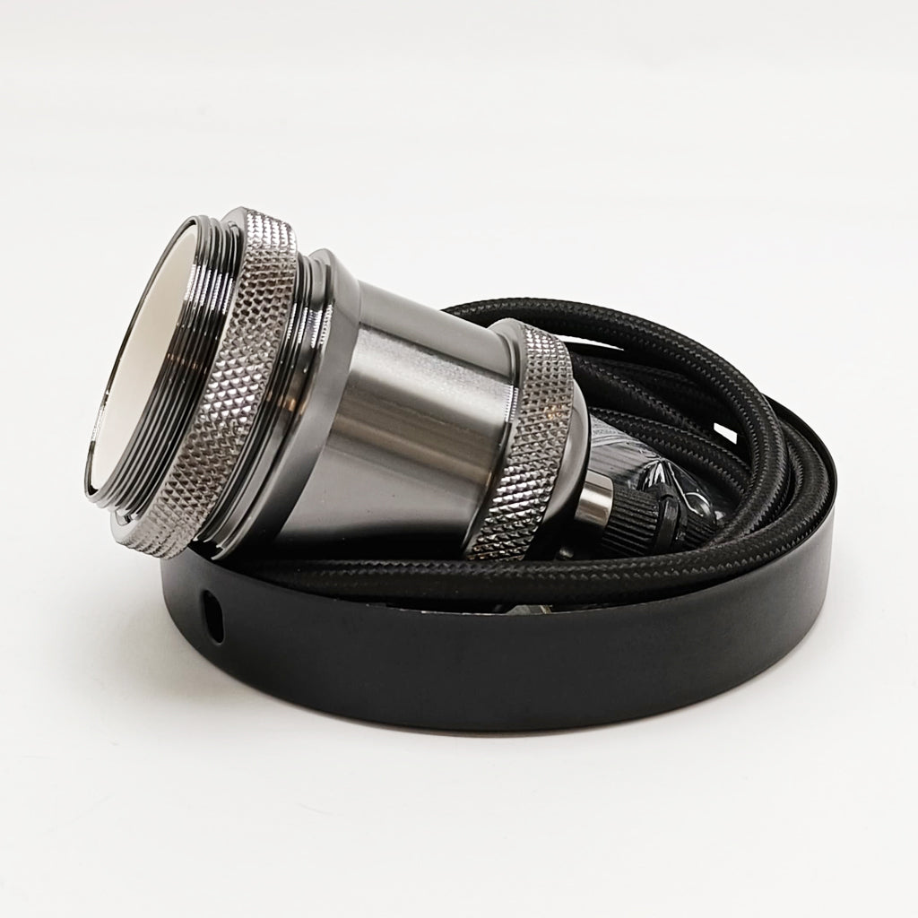 Colgante con socket y canapé color negro Entrada para foco E27