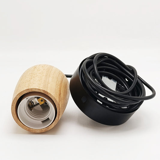 Colgante con socket y canapé madera y aluminio