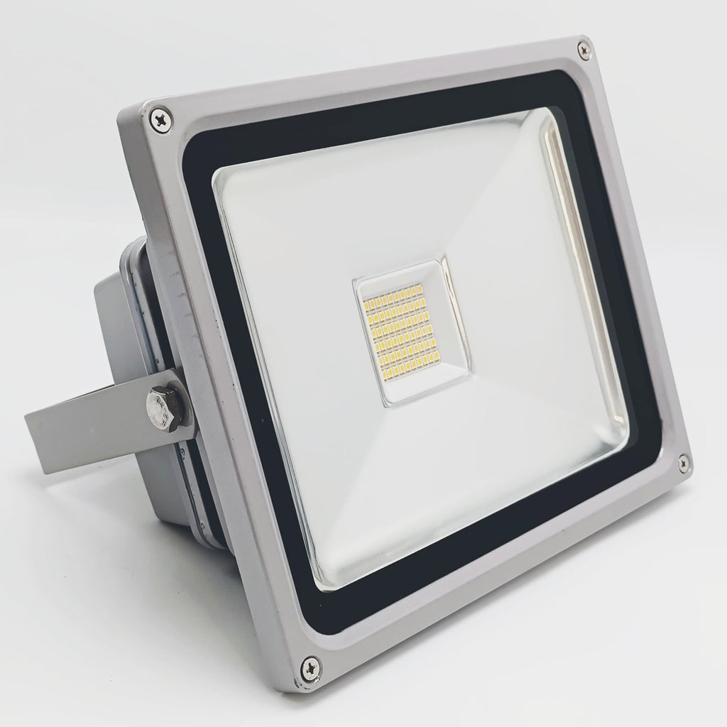 Reflector para uso industrial o residencial 30 watts