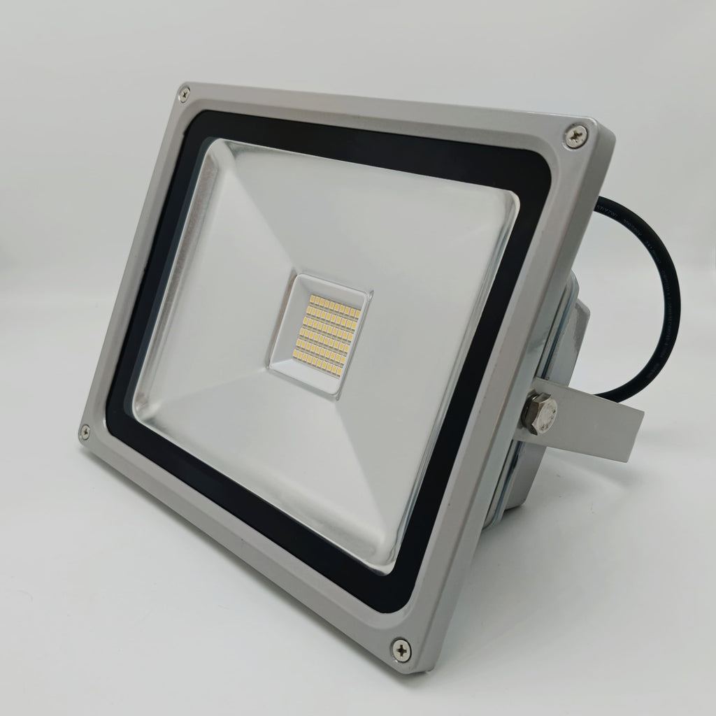 Reflector para uso industrial o residencial 30 watts
