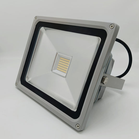 Reflector para uso industrial o residencial 30 watts